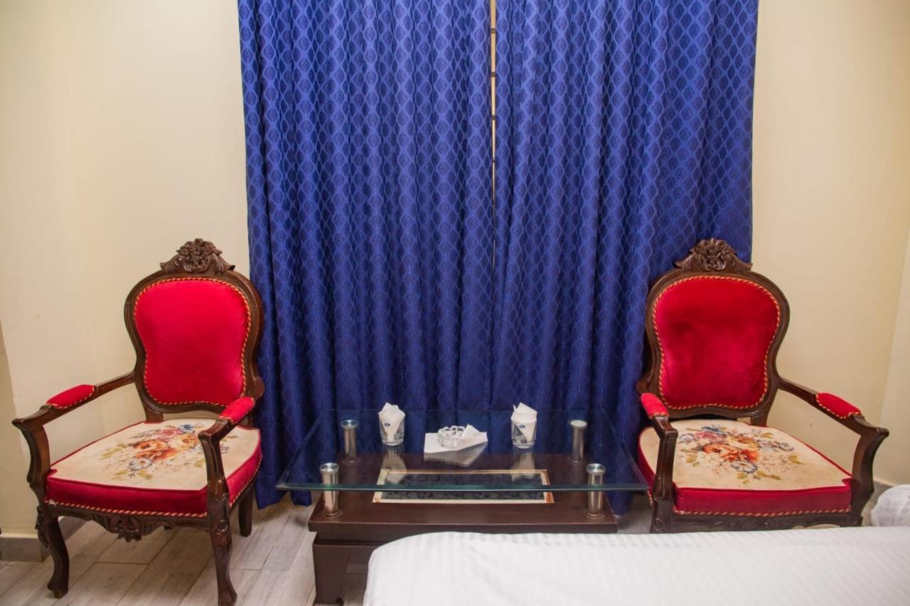 Elet Business Hotel Karachi Ngoại thất bức ảnh