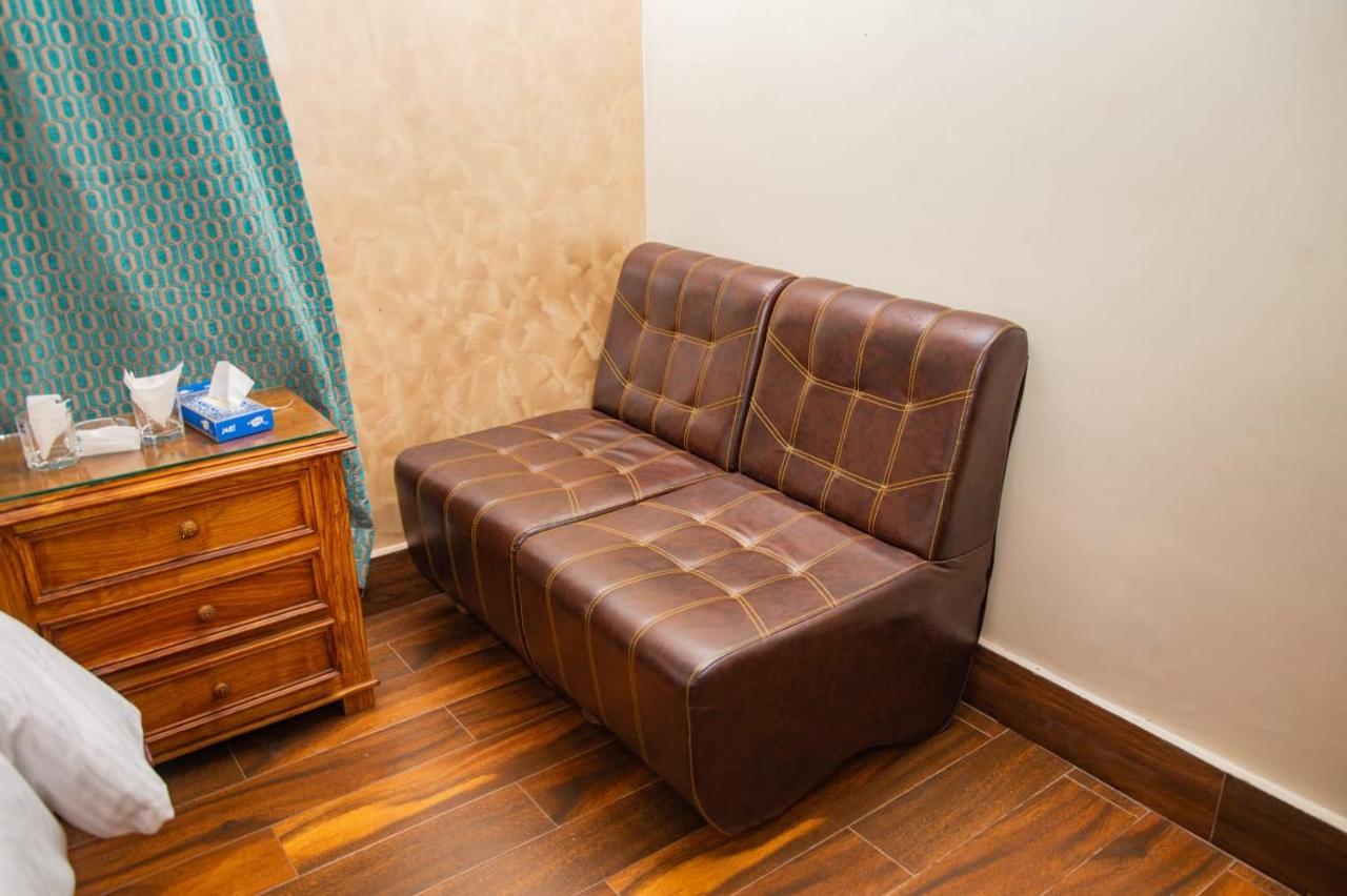 Elet Business Hotel Karachi Ngoại thất bức ảnh