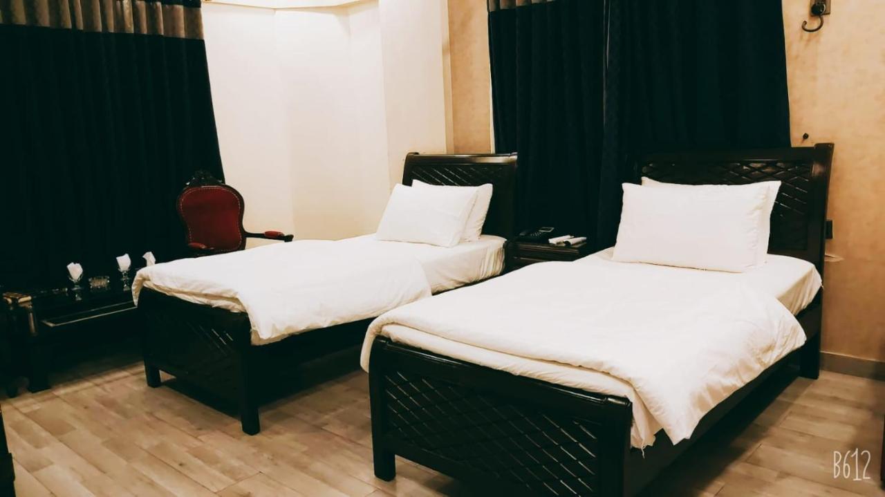 Elet Business Hotel Karachi Ngoại thất bức ảnh