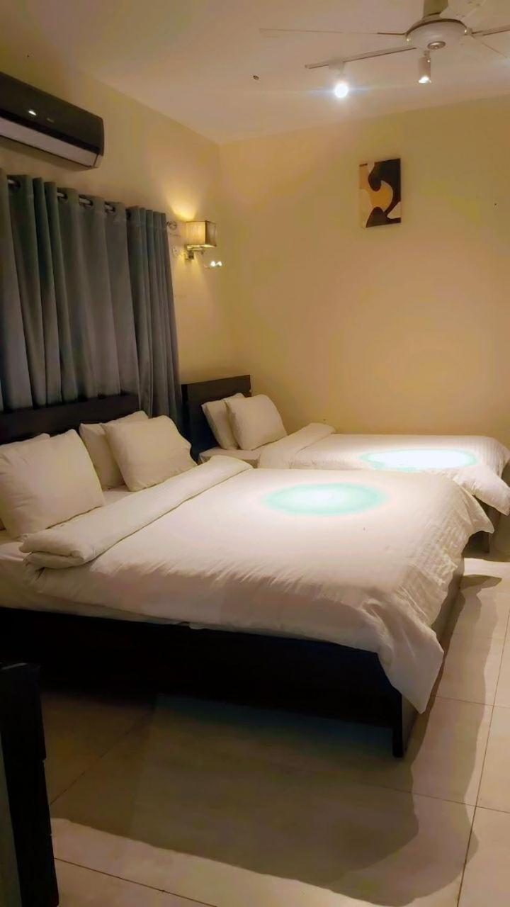 Elet Business Hotel Karachi Ngoại thất bức ảnh
