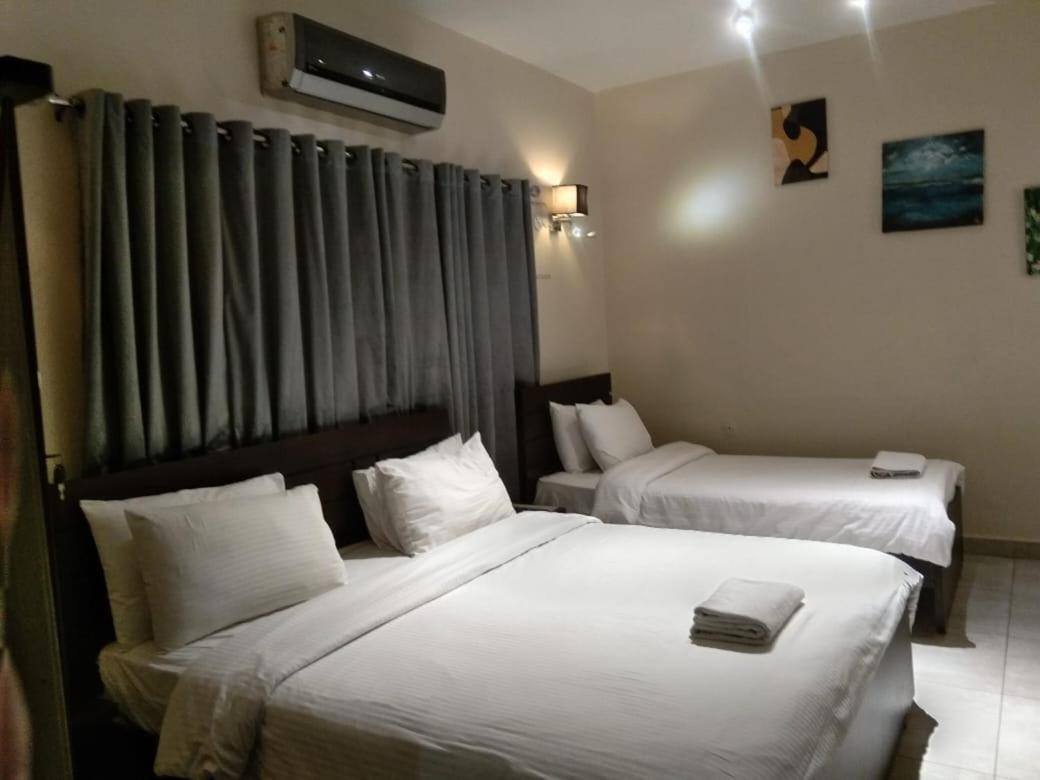 Elet Business Hotel Karachi Ngoại thất bức ảnh