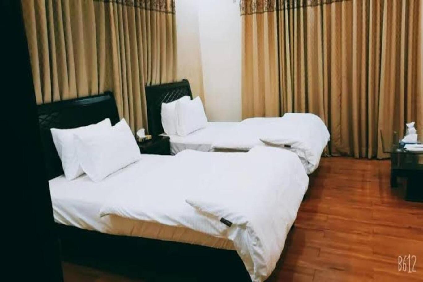 Elet Business Hotel Karachi Ngoại thất bức ảnh